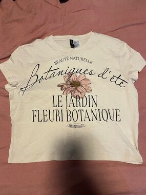 Divided H&M Cream Graphic Tee with Pink Floral Print